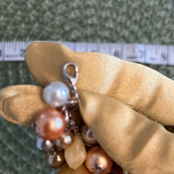 Gorgeous pink gold silver & cream colored multi sized beaded bracelet EUC - Picture 5 of 6